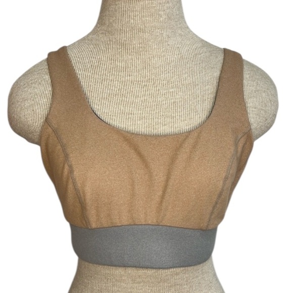 Michi Womens Sports Bra Tan Gray Size Medium Thick Band Mesh Lined Athletic Bra - Picture 1 of 12
